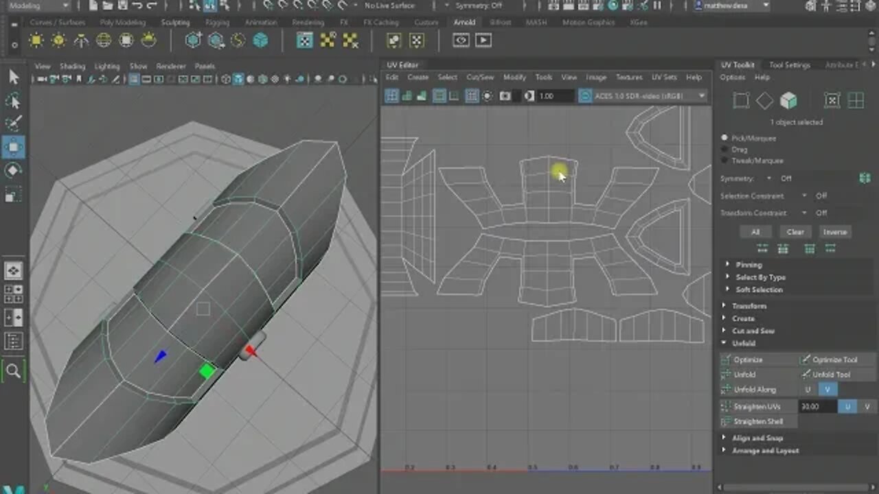 Straightening UVs in Maya 2022