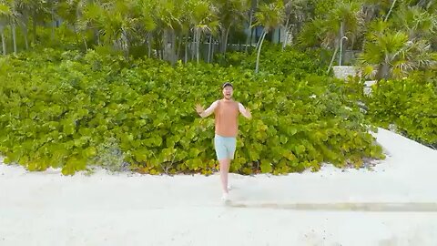 1$ Vs 250000$ Vacation!!!