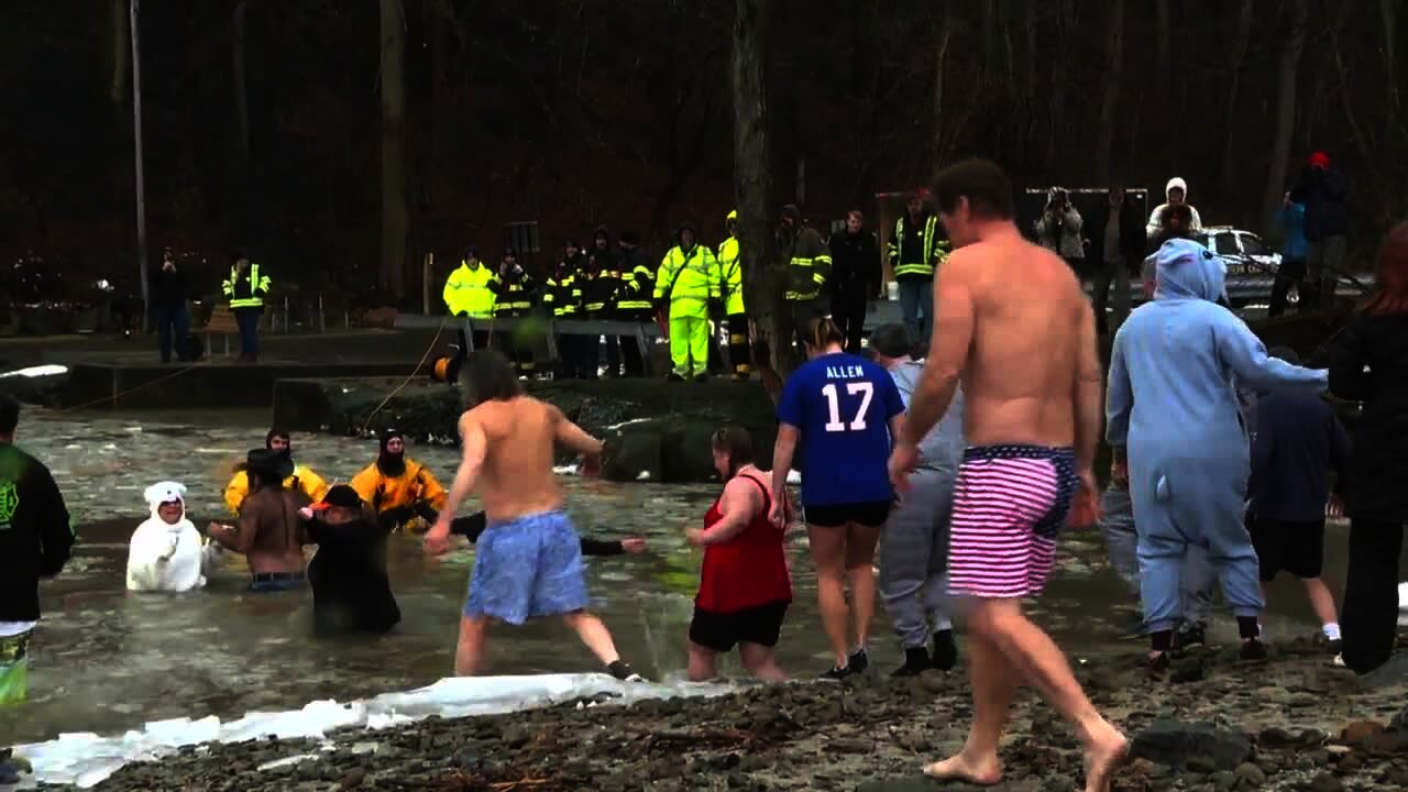 Chautauqua County polar plunge raises thousands for Oishei Children's Hospital