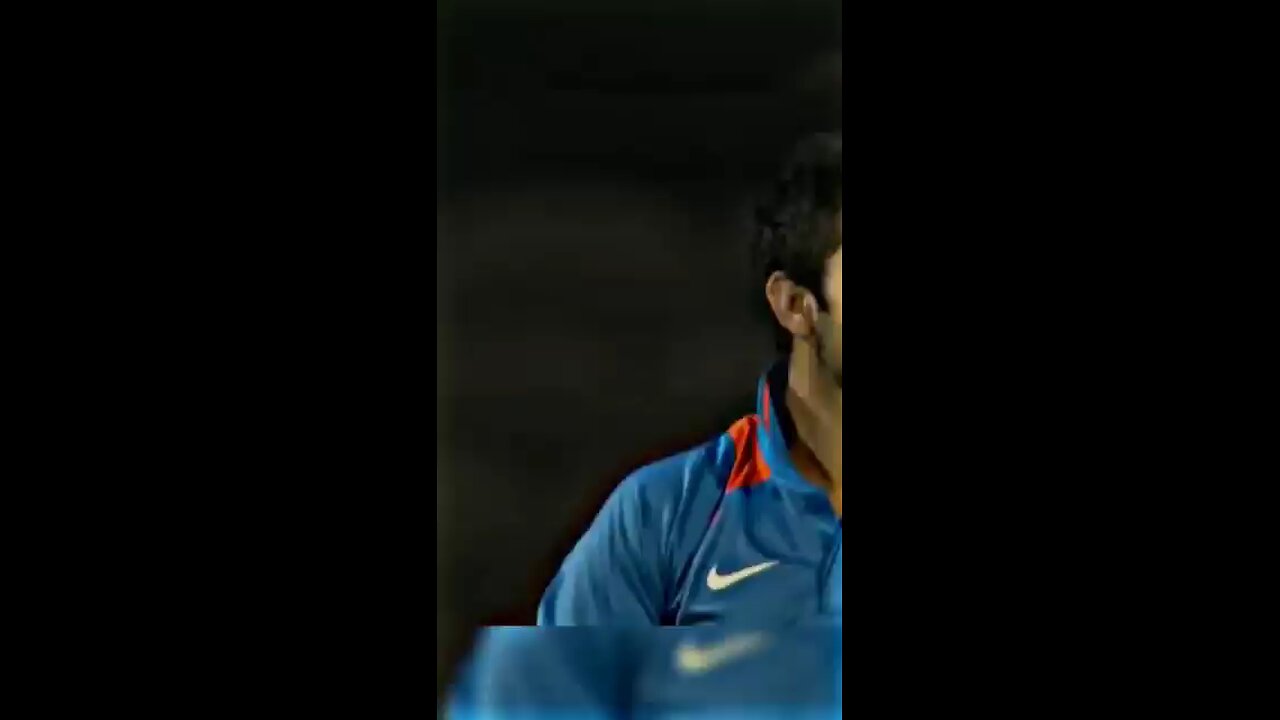 virat kholi under ratted bowler