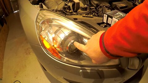 2013 Volvo S60 T5 AWD - HID Replacment of Bulbs