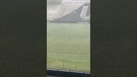 Chuva de Granizo em São Januário vista das sociais