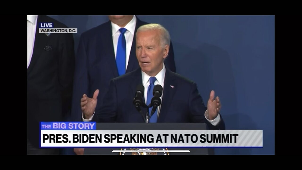 Joe Biden Introduces President of Ukraine, President… Putin