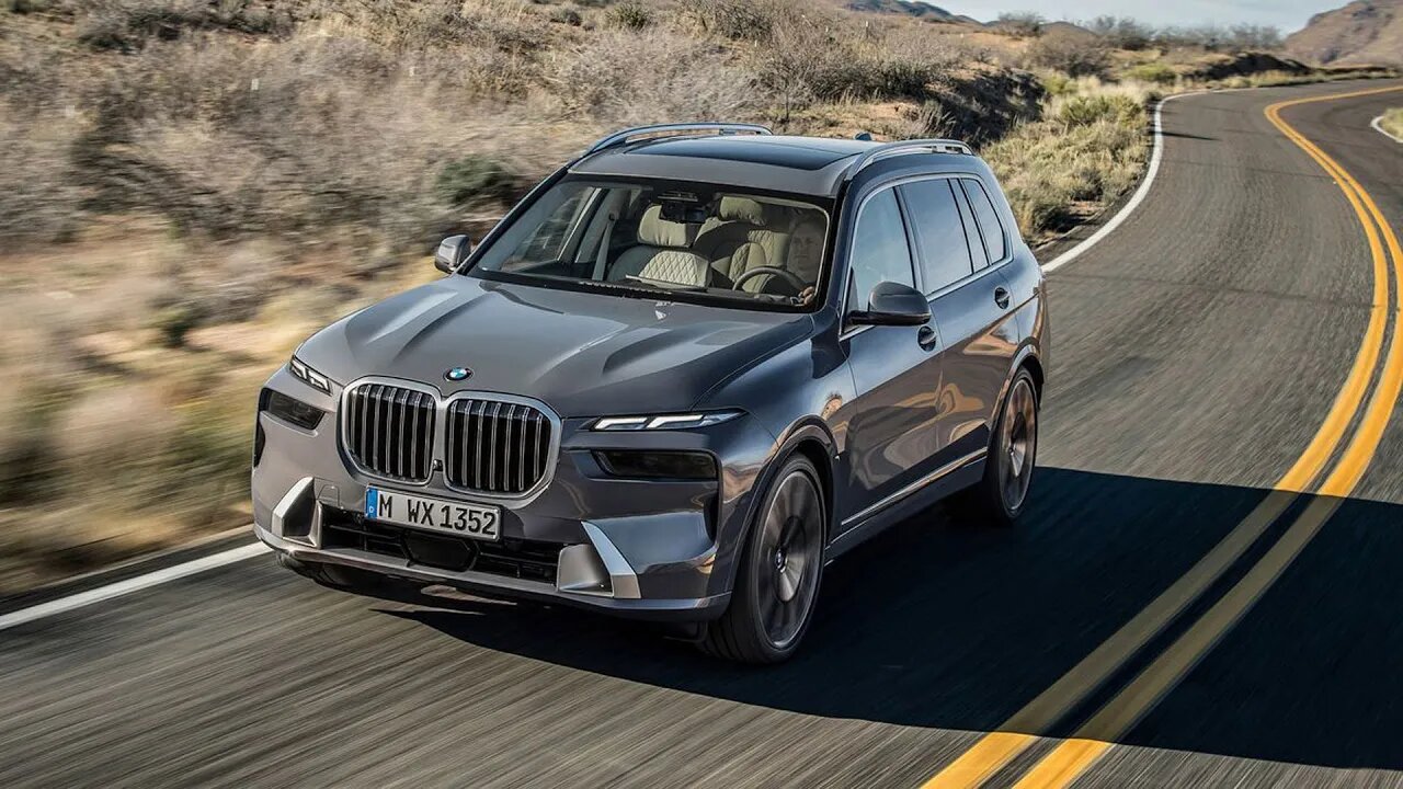 2023 BMW X7