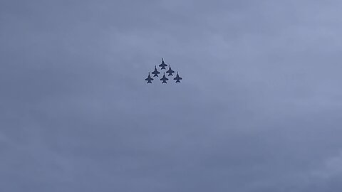 CNE Toronto Air Show 22. Loud sounds alert