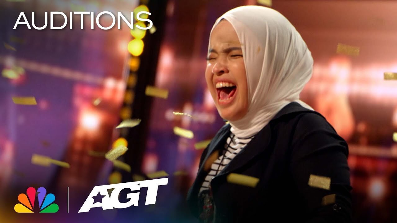 Golden Buzzer: Putri Ariani receives the GOLDEN BUZZER from Simon Cowell | Auditions | AGT 2023