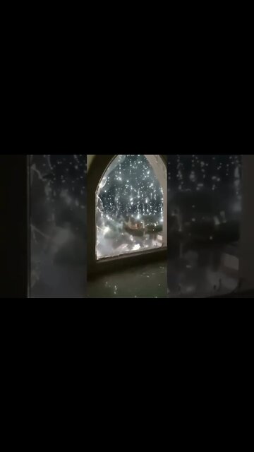 Russian army using all means to push Ukrainian forces out of Marinka in Donetsk Oblast.