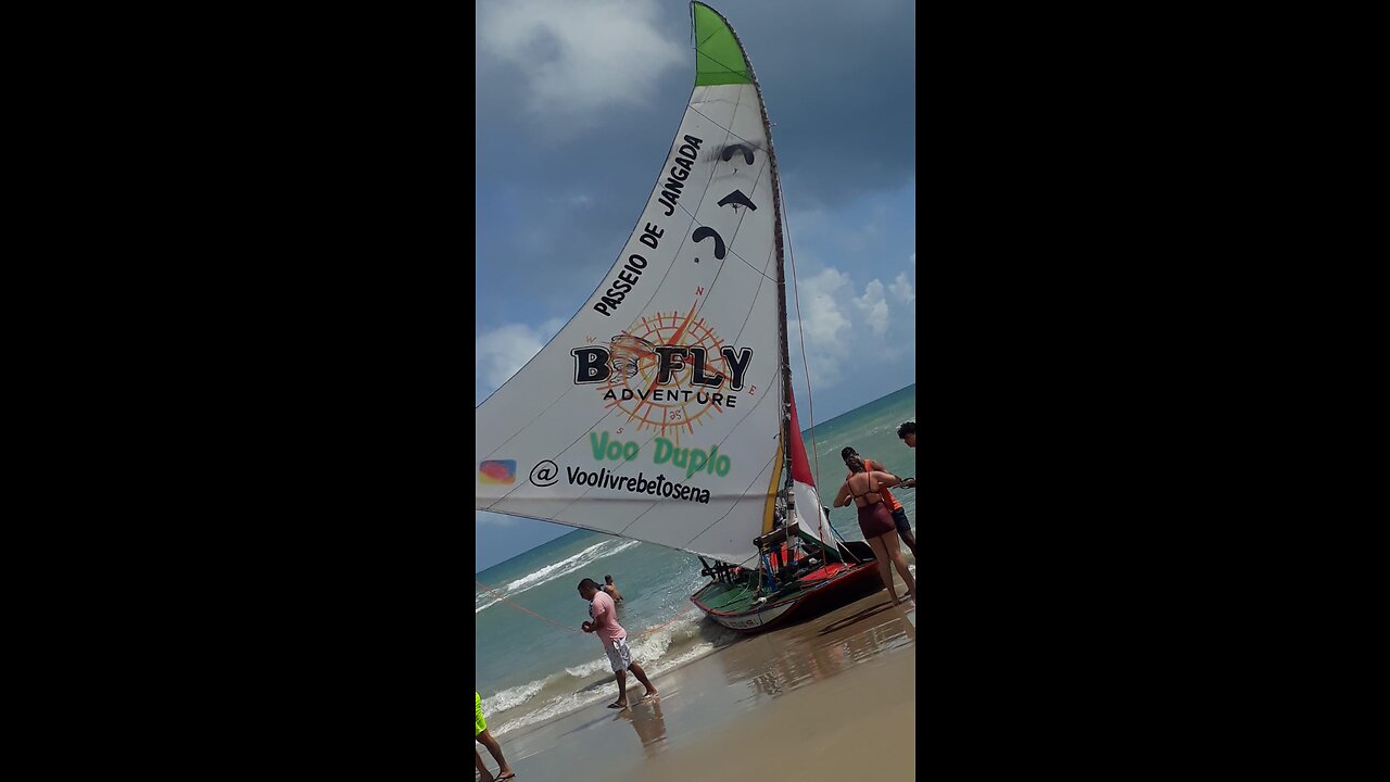 Meu amigo Luciano Freitas Barros na praia de Morro Branco(CE)