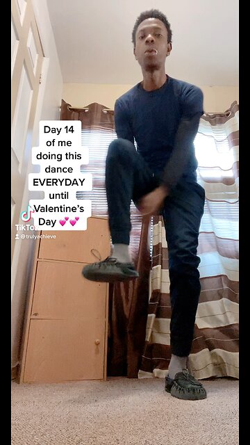 Day 14 of me doing this TikTok dance EVERYDAY until Valentine’s Day 💕💕 #shorts #valentinesday #fye