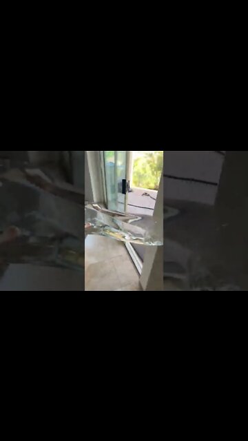 #shorts #2022 funny,prank,funjokes,dad jokes,funny memes,funny video,fun,laughing,funny animal,knock