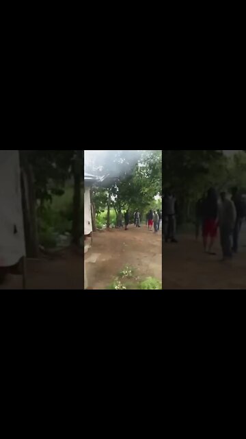 Moradores de La Bija, queman un rancho que dicen era un conocido punto de drogas.