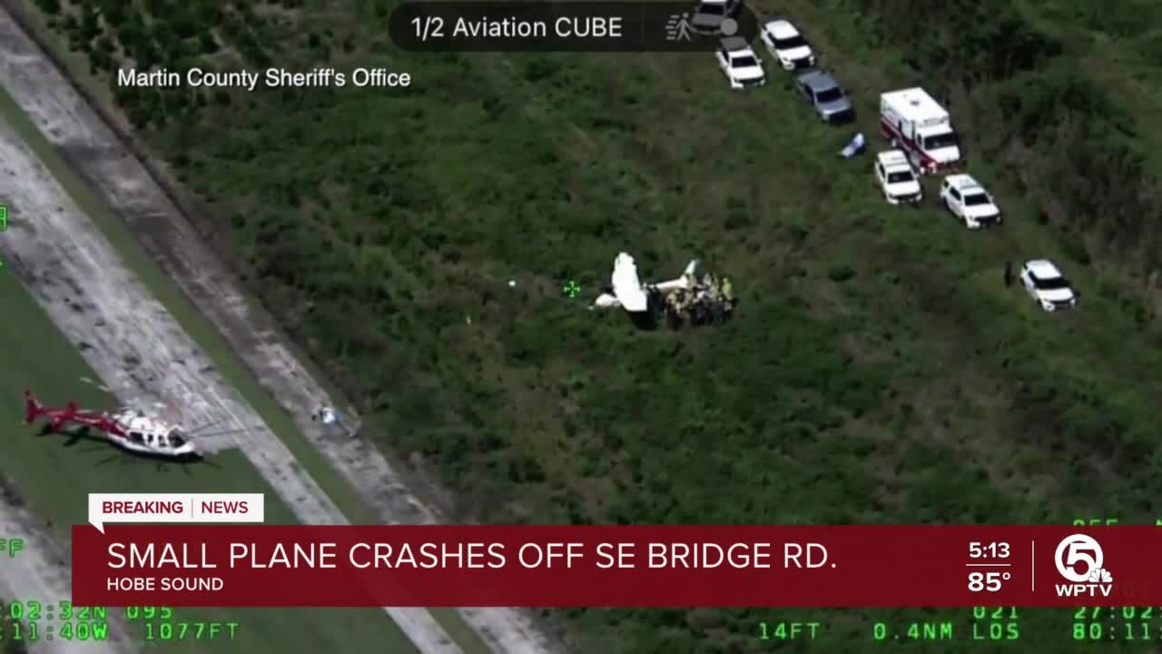 Small plane crash near Hobe Sound injures at least 1 person