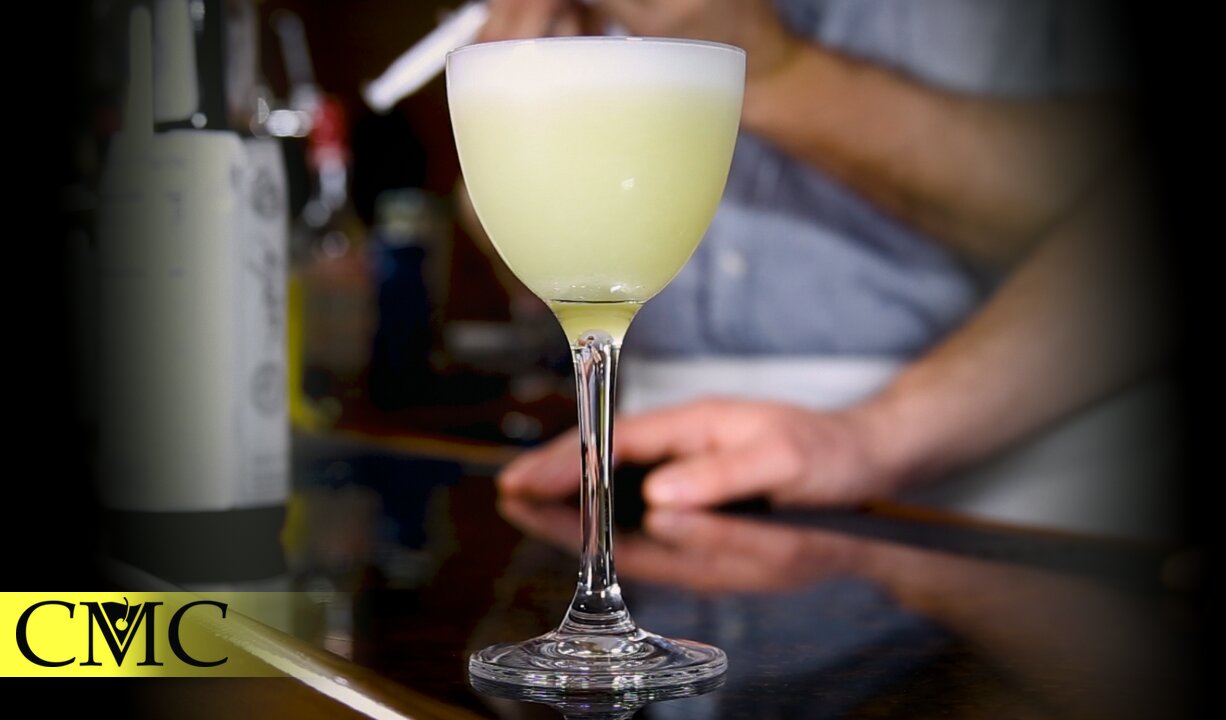 The Pisco Sour | Spring & Summer Drink!