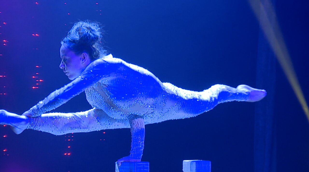 Vegas performers unite to raise money for Ukrainians in need