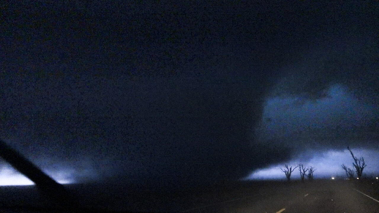 Pampa Texas Tornado - November 16, 2015