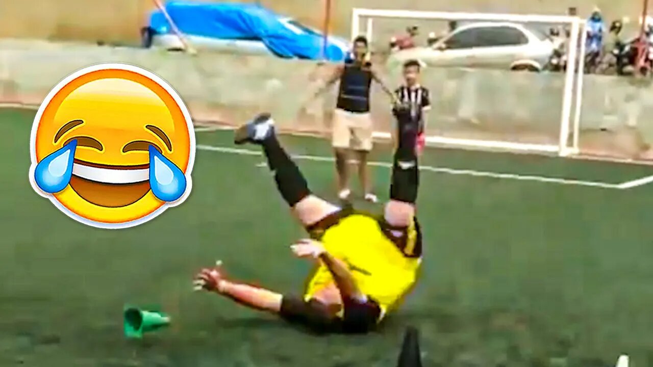 BEST SOCCER FOOTBALL VINES & TIKTOK'S 🤣 FAILS, SKILLS, GOALS