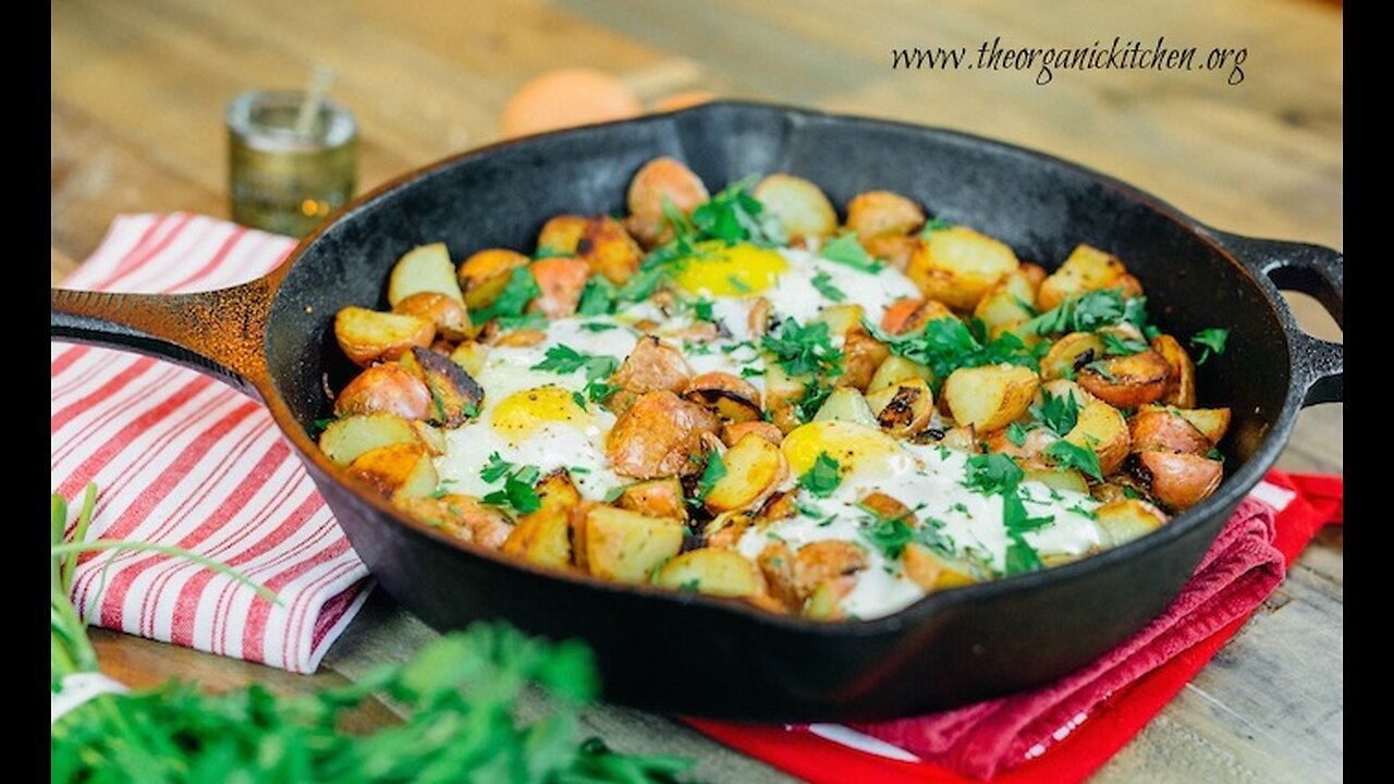 Quick and simple recipe by one egg and two potatoes