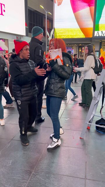 Just wanted her Popeyes😭🍗