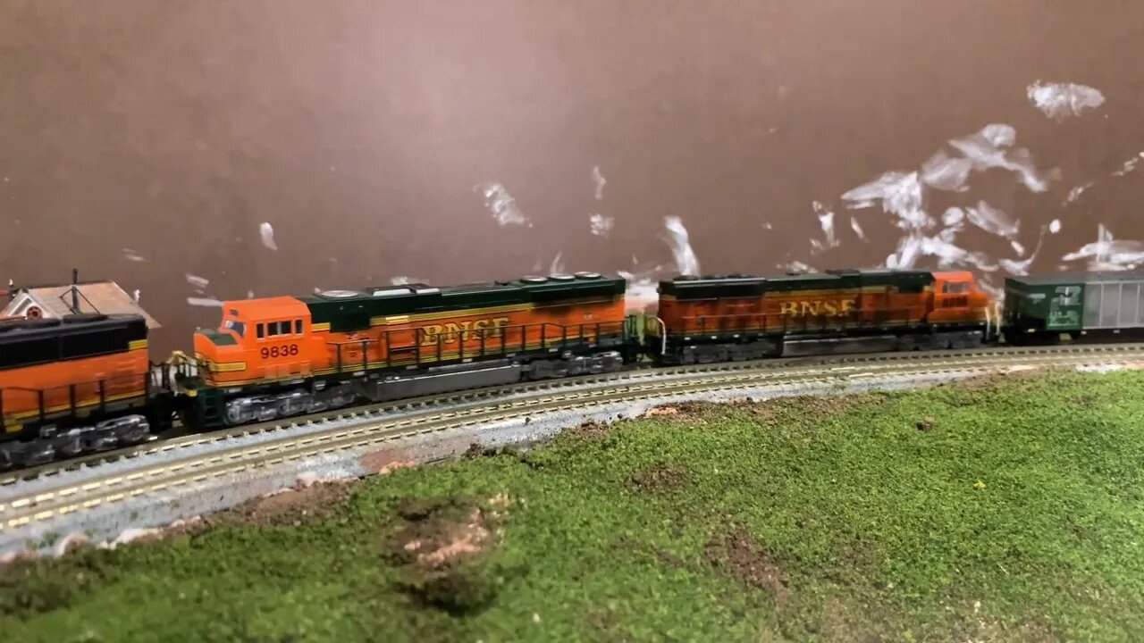 N Scale SD70macs and SD75 slowly descending the hill