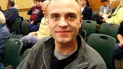 Dan Olsen at the Gunn Town hall.AVI