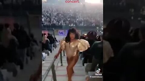 Flore de Lille Veuve Joyeuse BEYONCÉ ET SHARIRO EN CONCERT EN BELGIQUE PENDANT LA MÊME PERIODE !! 🤣