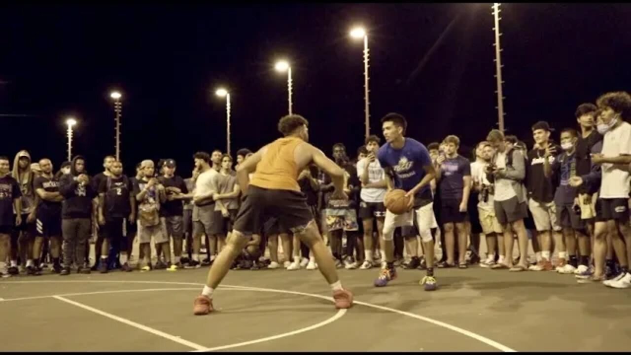1v1 Against ELITE Hawaiian Hoopers IN HAWAII w/ HUGE Crowd!! (Almost Arrested)