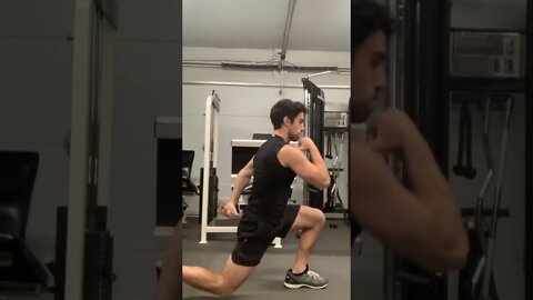 Alternating Jump Lunges On Leg Day #workoutgoals #muscle #shorts #fitness #youtubeshorts