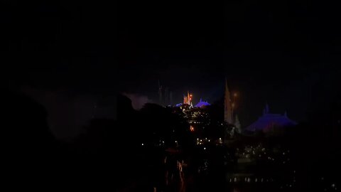 Splash Mountain with FIREWORKS 💥 #shorts #disneyworld #splashmountain