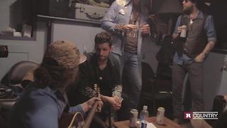 Drake White warms up | Rare Country