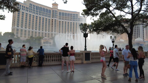 TJBS @ Bellagio Fountains