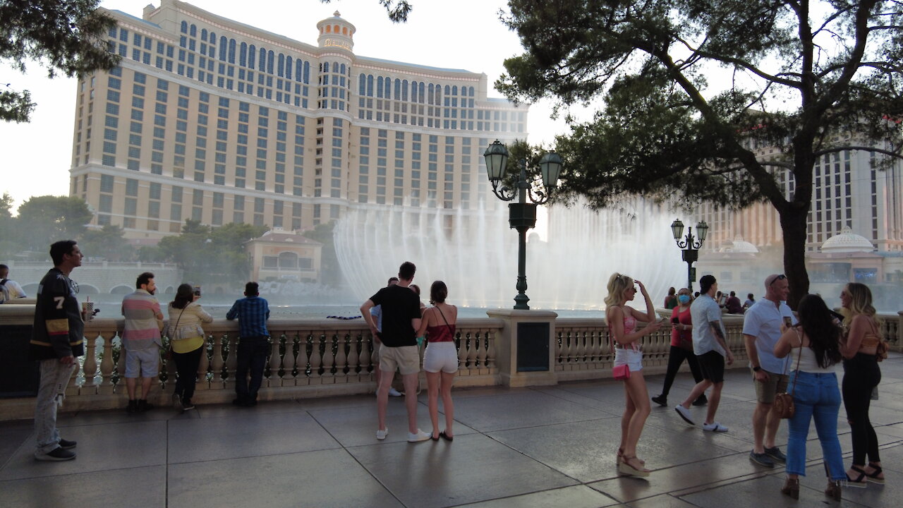 TJBS @ Bellagio Fountains