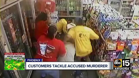 Customers tackle accused murderer at Phoenix Circle K