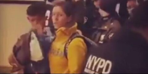 FLASHBACK: CHILD IS DENIED FOOD AND POLICE KICK HIM OUT OF THE RESTAURANT BECAUSE HE'S UNVACCINATED!
