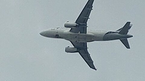 Airbus A319 PT-TMO departing to Recife from Fortaleza