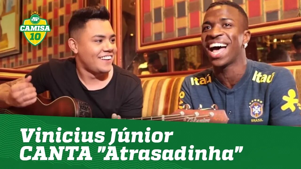 Carisma! Vinicius Júnior CANTA "Atrasadinha" com Felipe Araújo!
