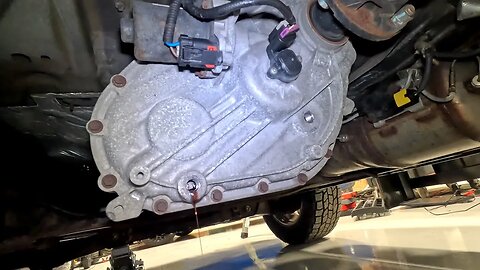 2016 Nissan Titan XD Transfer Case Fluid Replacement (Cummins 5.0L Diesel)