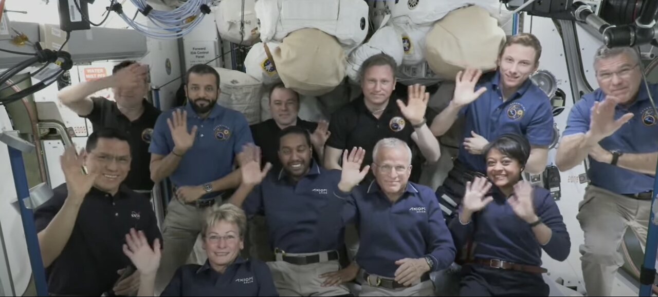 Expeditions 69 space station crew answers Galveston, texas, students Questions 14 Aug 2023