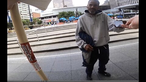 Preaching at Fountain Square Again -- Lifting Up Jesus, Tracts to the Homeless