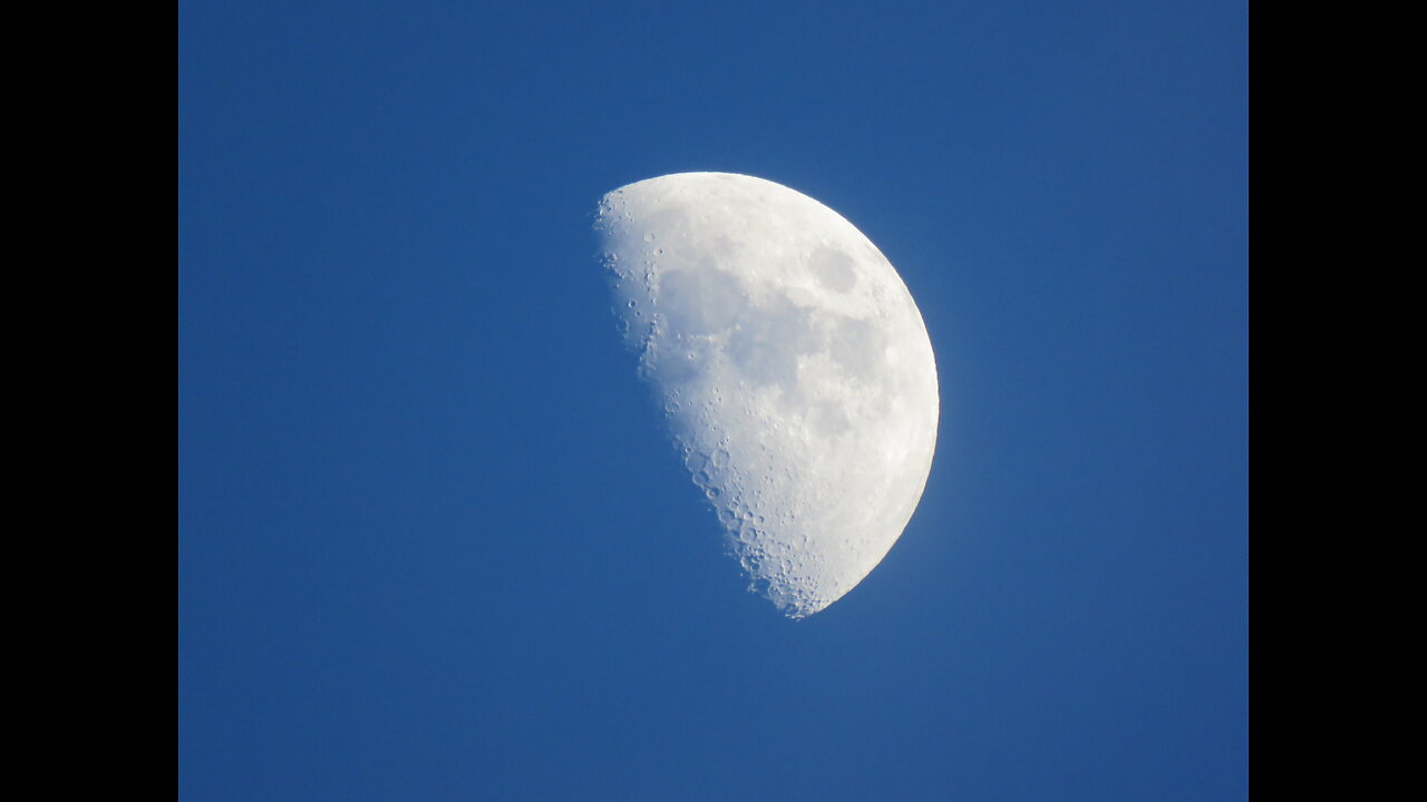 Moon in Daylight.