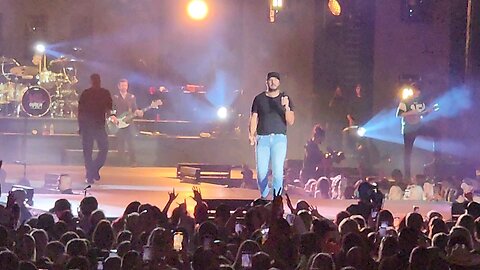 Luke Bryan - Sweet Emotion/One Margarita 10-13-2023 Green Bay