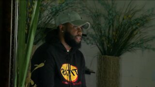 'This is part of my purpose' Milwaukee massage therapist keeps business strong during pandemic