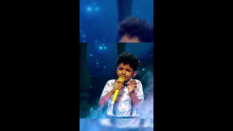 Little boy singing Awesome 👍😎 2024