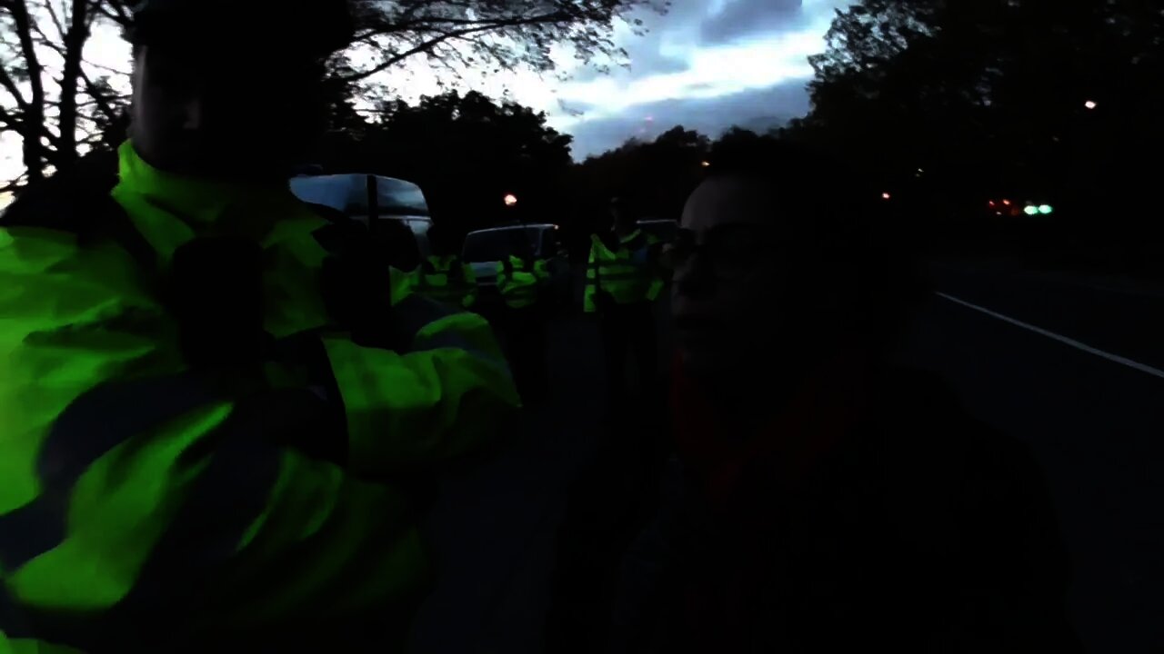 HATUN THANKS THE POLICE FOR NOT HELPING ITS ON YOUR HANDS #SPEAKERSCORNER