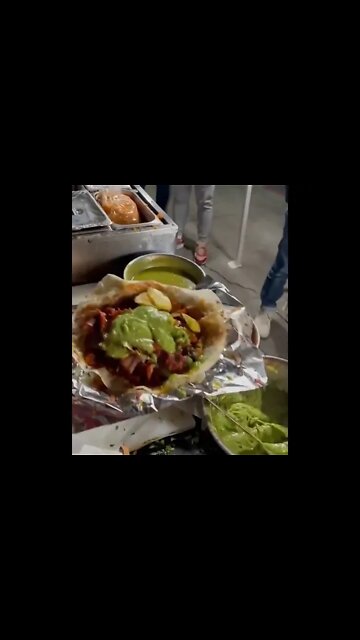 Yummy Shawarma #ytshorts #shorts #Food #Streetfood #UpFoodReview