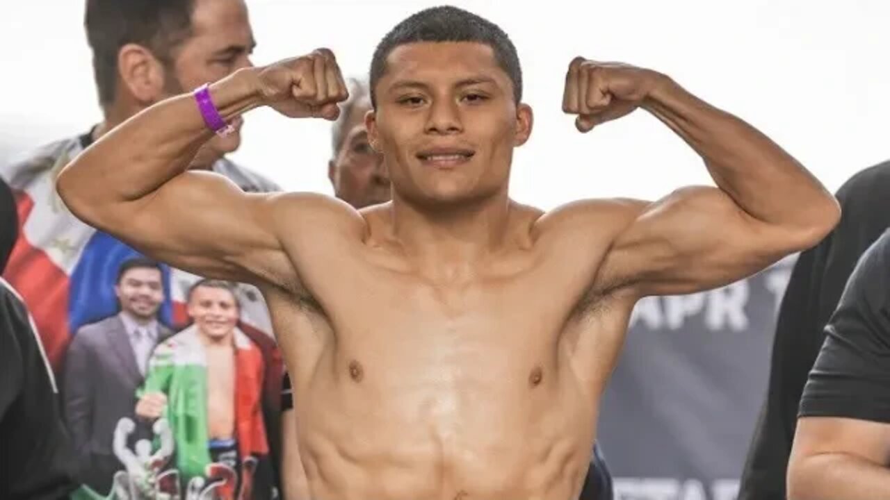 Rolando Rolly Romero is Terrified of Isaac Cruz & Doesn't Want The Fight