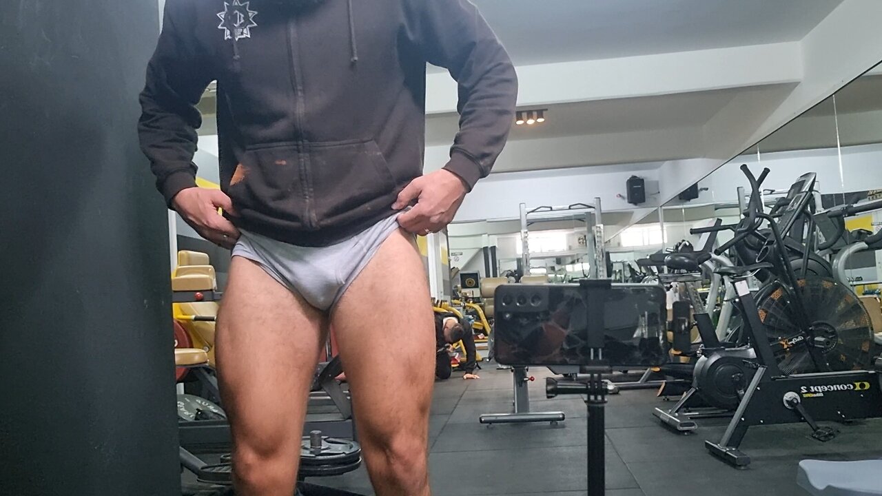 Bulk Day 22: LEGS | "The Sparta Way" Program