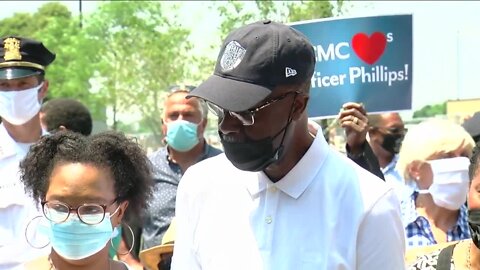 Officer who spent more than 100 days in hospital goes home