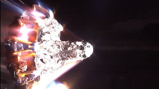 À VOIR : Lorsqu'un objet tombe du ciel, ça ressemble à ceci !