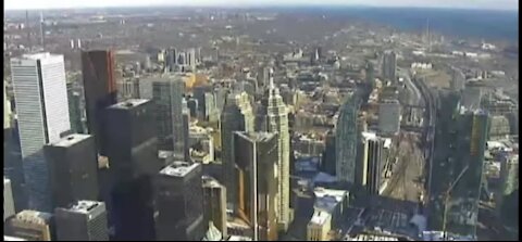 Meteor flies over New York