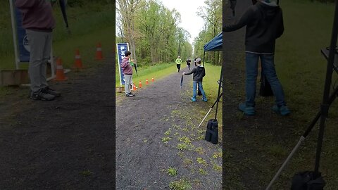 cheering runners #cheer #fyp #fypシ #viralvideo #viral #viralshort #runner #support #happy #help #fun